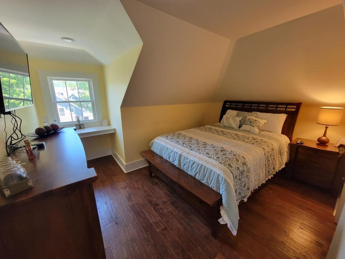 The Hidden Inn South Kortright エクステリア 写真
